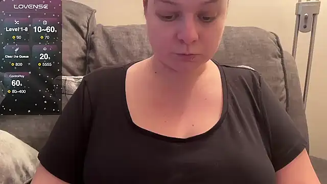 NaughtyWifeUK online show from 04/05/26, 06:49