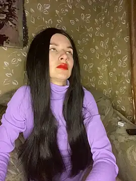 Starry Siren online show from 12/17/25, 06:36