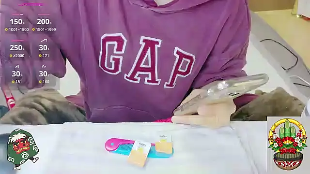 Snapshot of _usya_2525 chatting on 01/07/26, 04:42 usya 2525 online show from 01/07/26, 04:42