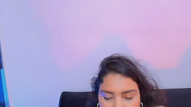 Brenda  gomez online show from 01/30/25, 04:02