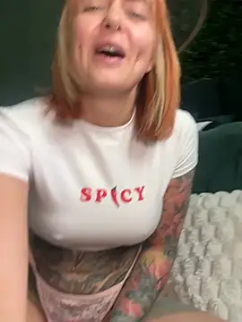 Snapshot of ObviouslyPeachy chatting on 03/14/26, 11:48 ObviouslyPeachy online show from 03/14/26, 11:48