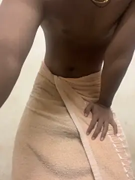 Snapshot of Shona5768 chatting on 11/24/25, 04:12 Shona5768 online show from 11/24/25, 04:12