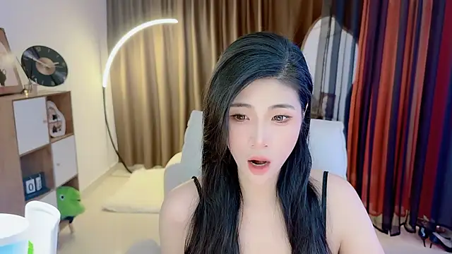 Snapshot of Vaidurya-Yolo chatting on 06/24/26, 01:10 Vaidurya-Yolo online show from 06/24/26, 01:10