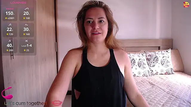 Snapshot of ParisW chatting on 06/16/26, 04:31 ParisW online show from 06/16/26, 04:31