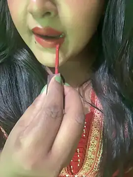 Snapshot of Ayesha_mahi chatting on 07/05/26, 06:31 Ayesha mahi online show from 07/05/26, 06:31