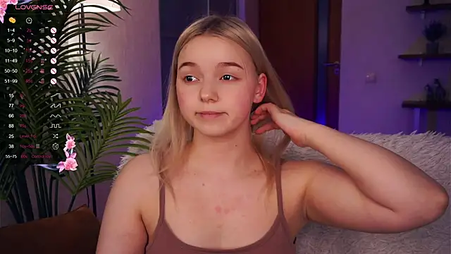 ZaraCreedon online show from 01/14/25, 10:55