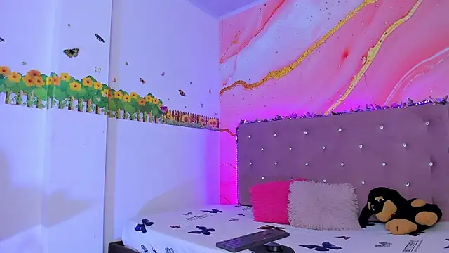 Snapshot of Daisy__rose chatting on 02/12/25, 11:07 Daisy rose online show from 02/12/25, 11:07