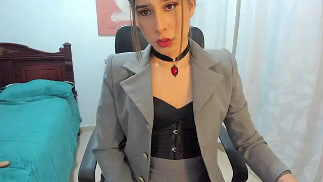 misstresbigcockts online show from 11/19/25, 10:10