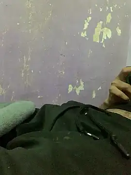 Snapshot of Sexy_king4 chatting on 03/06/25, 05:24 Sexy king4 online show from 03/06/25, 05:24