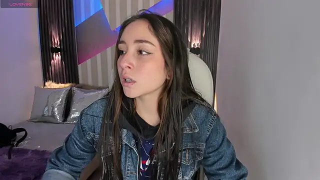 emily layton online show from 01/30/25, 02:15