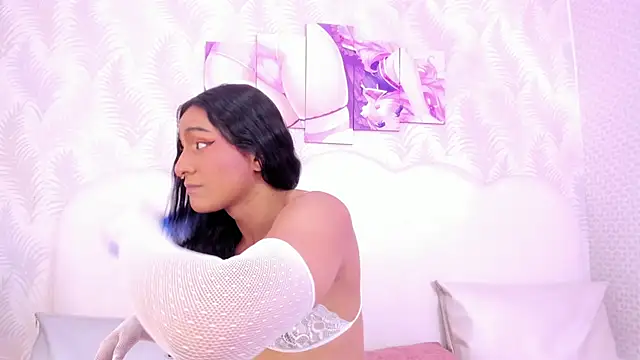 Alison Chan  online show from 12/30/24, 03:36