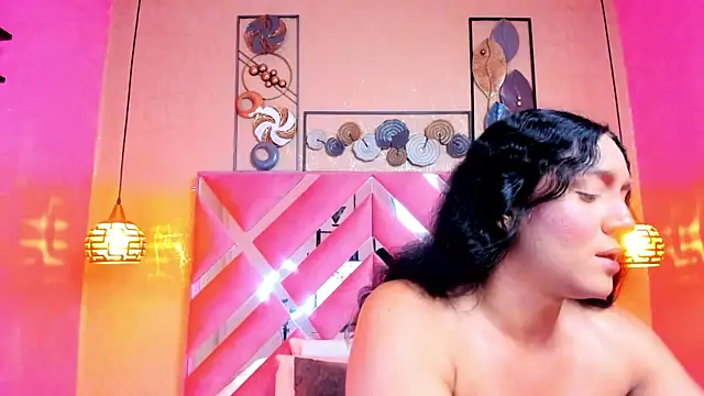 Alison Chan  online show from 09/22/25, 02:19