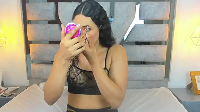 Alison Chan  online show from 12/03/25, 03:54