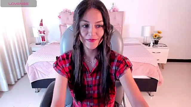 Snapshot of _Abby_23_ chatting on 01/04/25, 01:31  Abby 23  online show from 01/04/25, 01:31