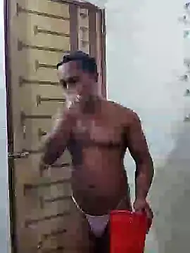 Snapshot of HunkyAriyan chatting on 01/09/25, 08:45 HunkyAriyan online show from 01/09/25, 08:45