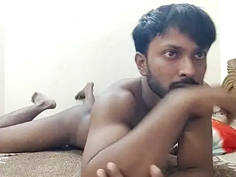 Snapshot of HunkyAriyan chatting on 11/14/25, 12:48 HunkyAriyan online show from 11/14/25, 12:48