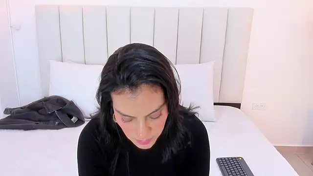 Ada Monroe10 online show from 03/18/25, 01:20