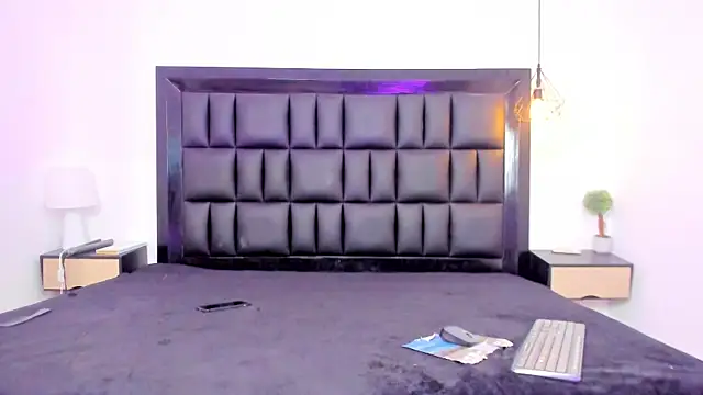 Snapshot of MIA_SOPHIA1 chatting on 09/12/25, 04:34 MIA SOPHIA1 online show from 09/12/25, 04:34