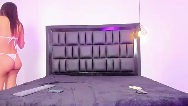 Snapshot of MIA_SOPHIA1 chatting on 10/07/25, 03:14 MIA SOPHIA1 online show from 10/07/25, 03:14