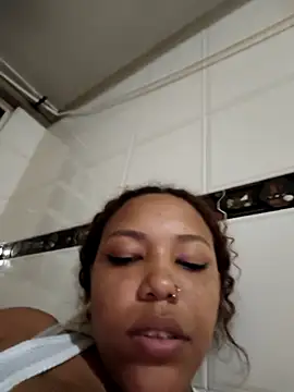 Snapshot of horny_babyss chatting on 11/30/25, 02:37 horny babyss online show from 11/30/25, 02:37