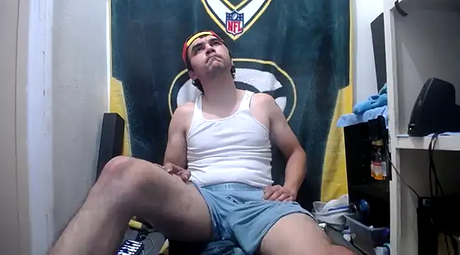 Snapshot of Apeezy14 chatting on 12/07/24, 12:08 Apeezy14 online show from 12/07/24, 12:08