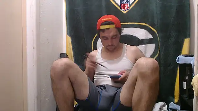 Snapshot of Apeezy14 chatting on 12/19/24, 08:13 Apeezy14 online show from 12/19/24, 08:13