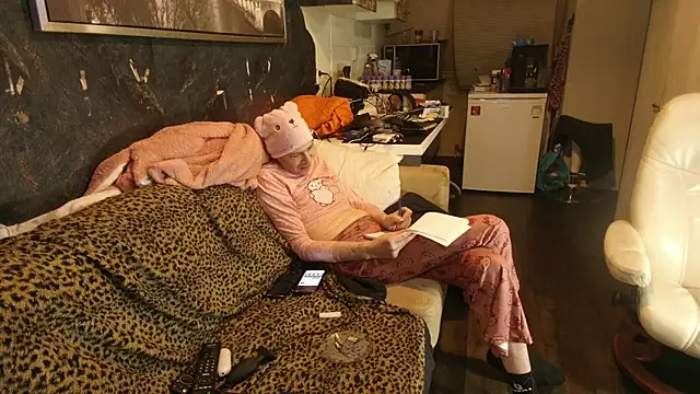 Doggyray44 online show from 01/05/26, 05:27