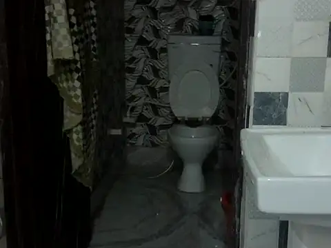 Snapshot of bhabhi_jaan11 chatting on 12/16/25, 05:40 bhabhi jaan11 online show from 12/16/25, 05:40