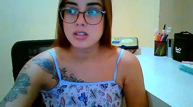 maliamiller online show from 03/22/25, 01:19