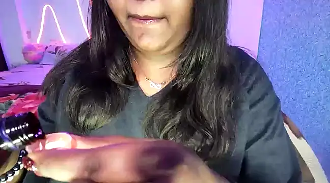 Snapshot of expression_queen chatting on 12/01/24, 09:26 expression queen online show from 12/01/24, 09:26