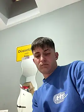 Snapshot of Imperial_10 chatting on 12/19/25, 12:34 Imperial 10 online show from 12/19/25, 12:34