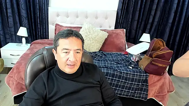 Sam and molly  online show from 01/23/25, 07:18