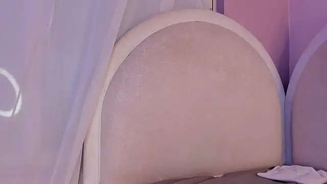 Snapshot of celeste_jhons chatting on 03/09/26, 10:47 celeste jhons online show from 03/09/26, 10:47