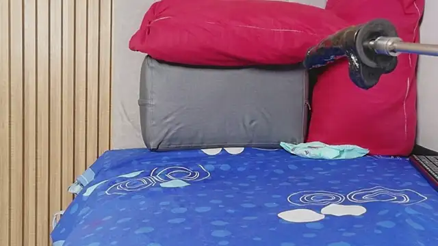 Snapshot of celeste_jhons chatting on 04/11/26, 09:08 celeste jhons online show from 04/11/26, 09:08