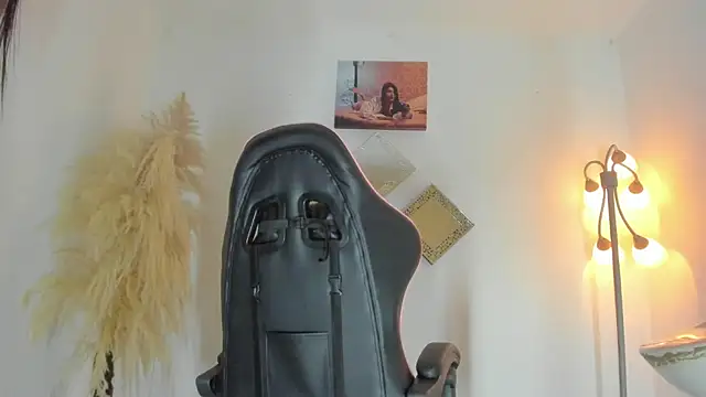 kattadoll online show from 02/28/26, 12:33