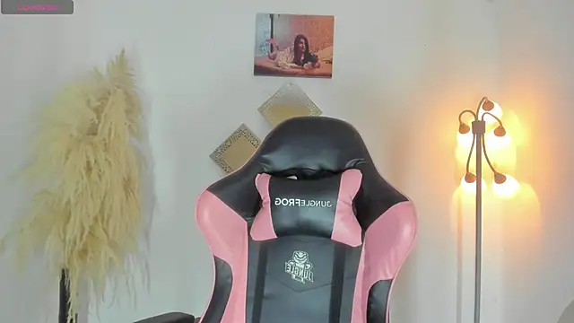 kattadoll online show from 03/29/26, 10:54