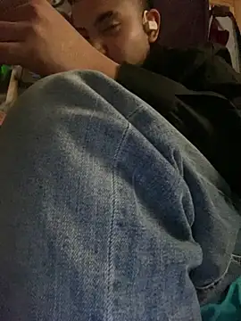 Snapshot of KeptupHack chatting on 04/08/26, 05:13 KeptupHack online show from 04/08/26, 05:13