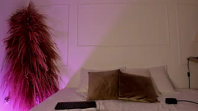  ashleymiller online show from 02/14/25, 03:05