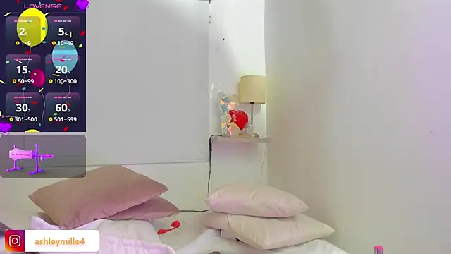  ashleymiller online show from 03/11/25, 02:21