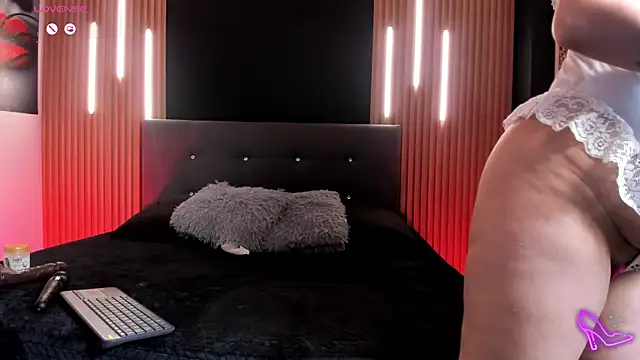 FelinaJohnson online show from 04/10/26, 08:02