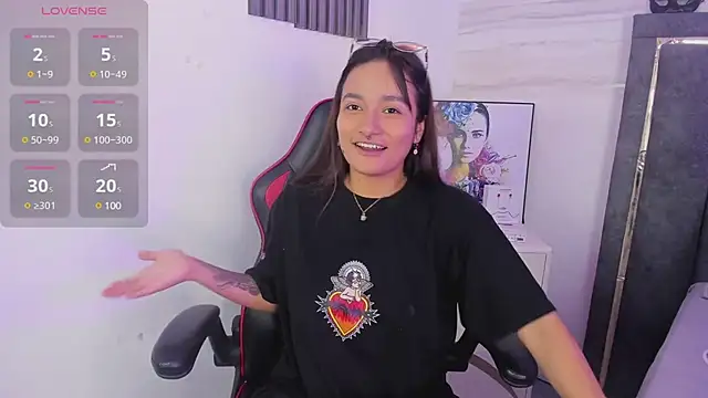 Snapshot of isabela_fox chatting on 03/18/25, 10:26 isabela fox online show from 03/18/25, 10:26