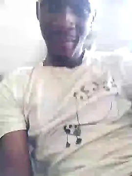 Snapshot of hotyoung24 chatting on 01/18/25, 11:21 hotyoung24 online show from 01/18/25, 11:21