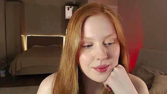 lulu moonmoon online show from 03/18/25, 03:31