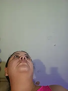 zandra milf  online show from 07/14/26, 11:27