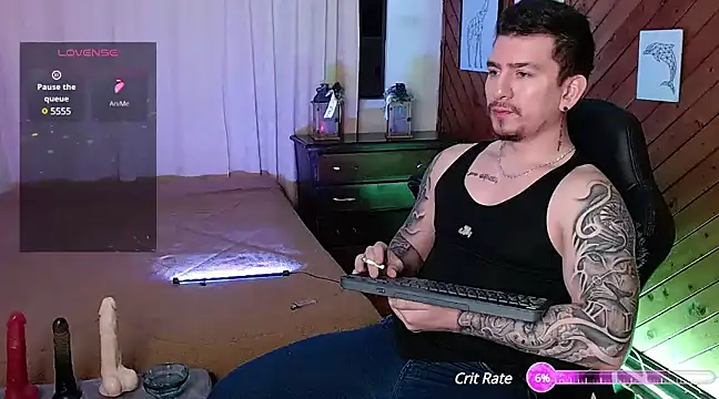 Snapshot of steventeylor chatting on 03/04/25, 01:12 steventeylor online show from 03/04/25, 01:12