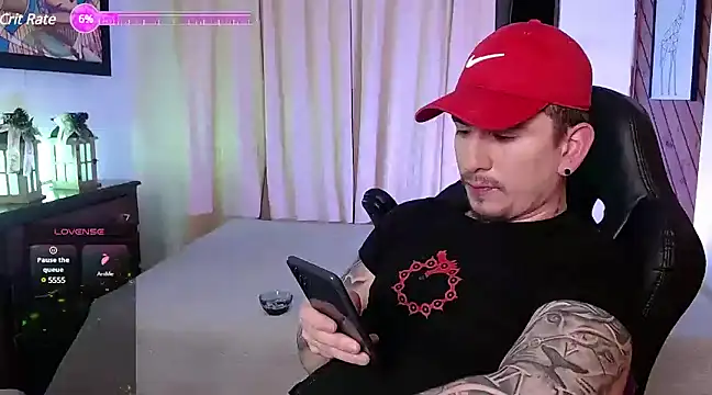 Snapshot of steventeylor chatting on 03/11/25, 03:05 steventeylor online show from 03/11/25, 03:05