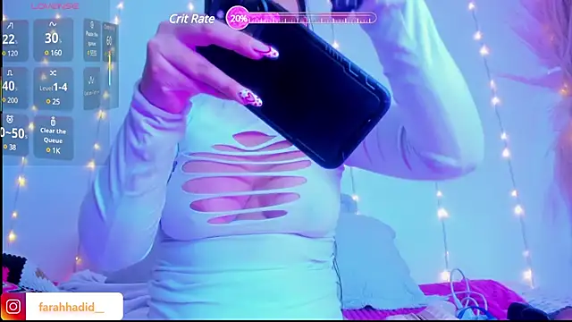 Maisa issa online show from 03/11/25, 01:23