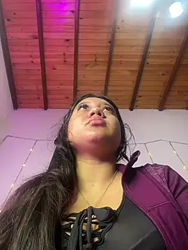 Maisa issa online show from 01/13/26, 01:16