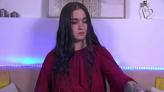 ChristinaMilton online show from 01/22/25, 12:38