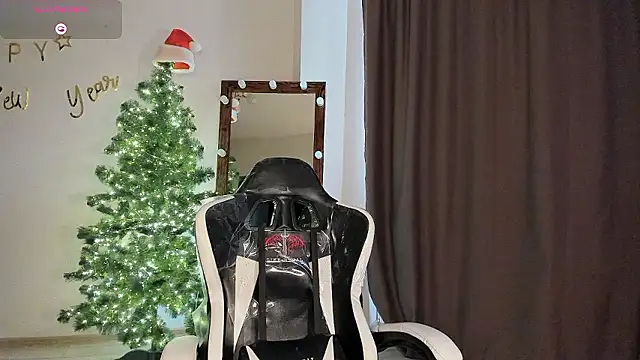 Snapshot of Lana_Younes chatting on 12/02/24, 07:58 Lana Younes online show from 12/02/24, 07:58